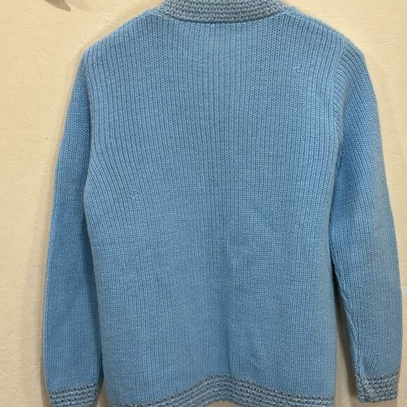 Vintage 1960's Baby Blue Knit Cardigan with Silver Metallic Accent - M - Picture 8 of 9